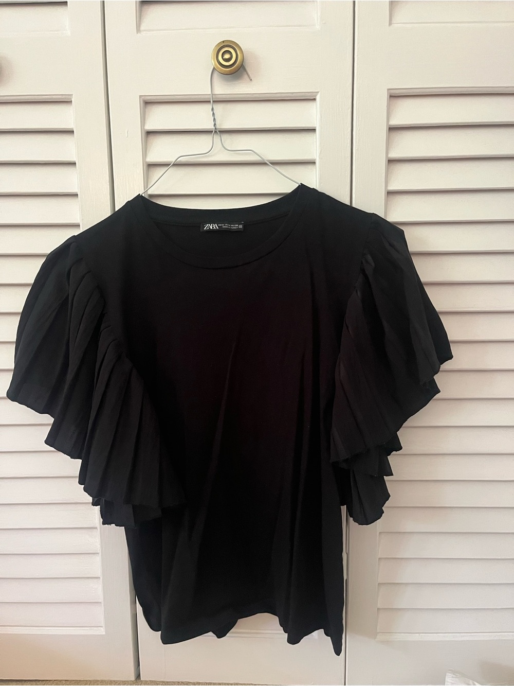 Zara Black Short-Sleeve Ruffle Tee